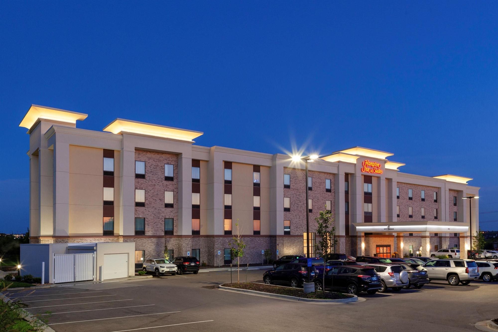 Hampton Inn & Suites Overland Park South Stanley Екстериор снимка