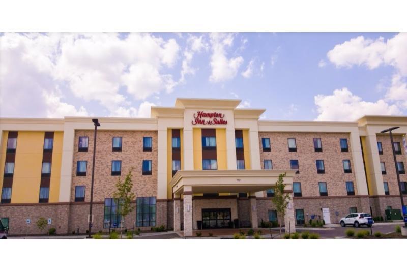 Hampton Inn & Suites Overland Park South Stanley Екстериор снимка